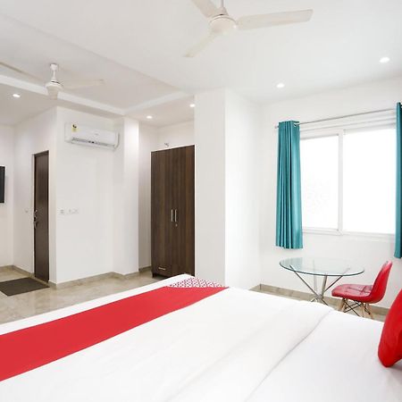 Hotel O Jsb Hotel Faridabad Bagian luar foto