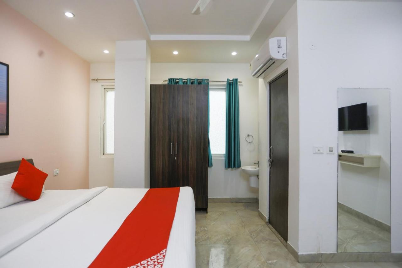 Hotel O Jsb Hotel Faridabad Bagian luar foto