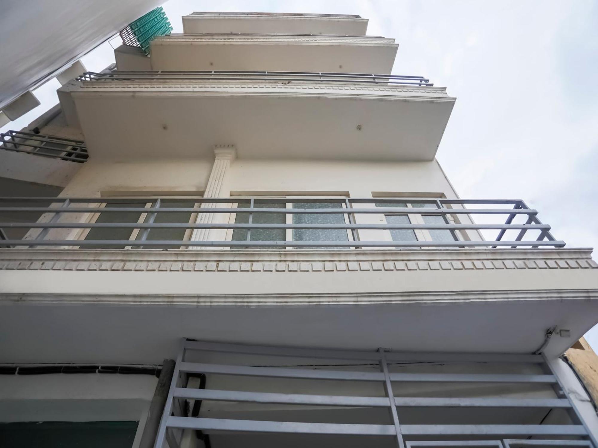 Hotel O Jsb Hotel Faridabad Bagian luar foto