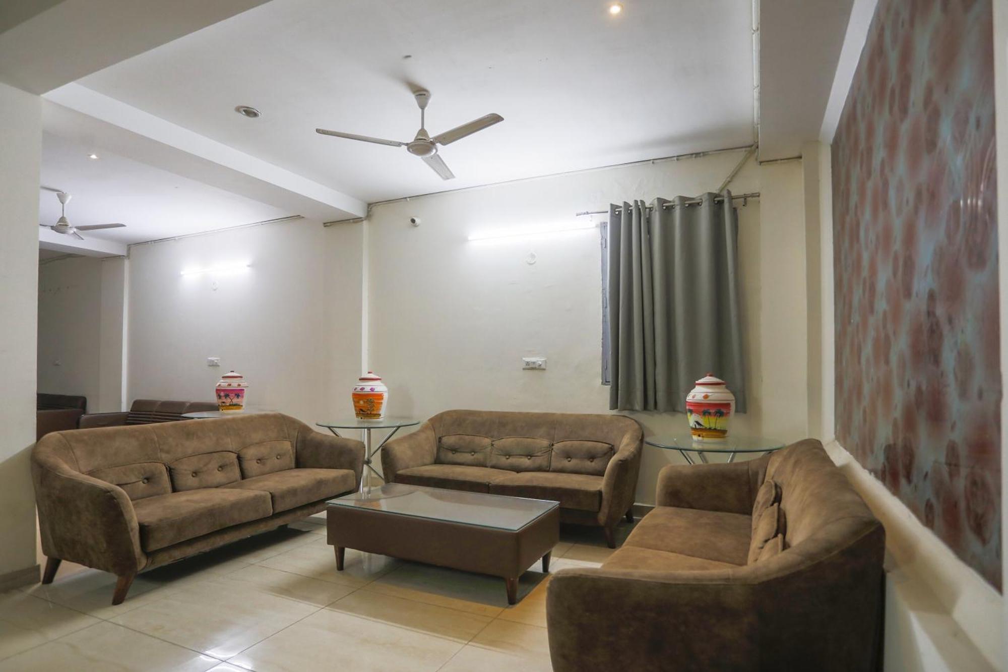 Hotel O Jsb Hotel Faridabad Bagian luar foto