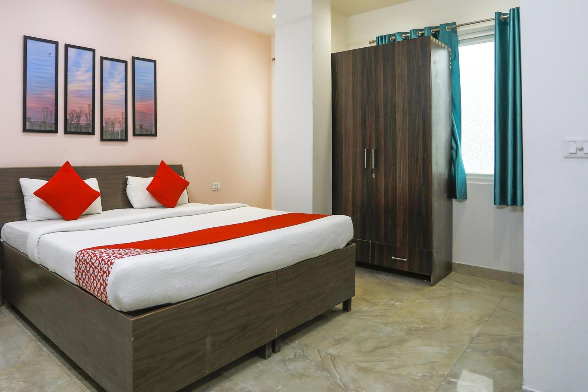 Hotel O Jsb Hotel Faridabad Bagian luar foto