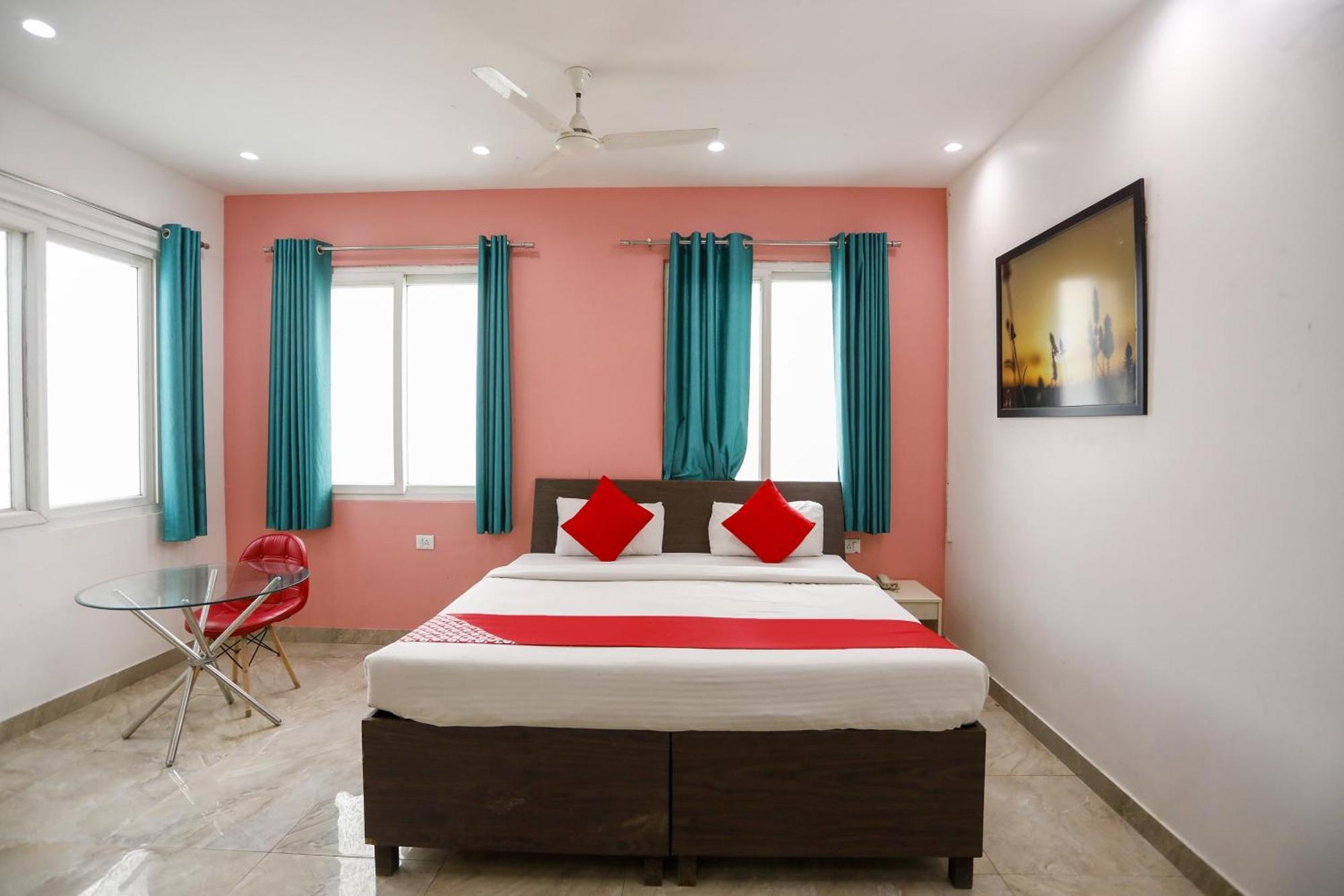 Hotel O Jsb Hotel Faridabad Bagian luar foto